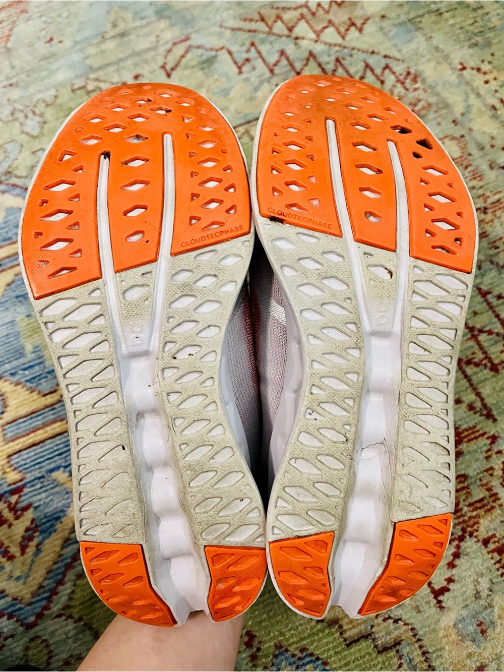 On Running Women’s Cloudsurfers Running Shoes - Picture 11 of 12